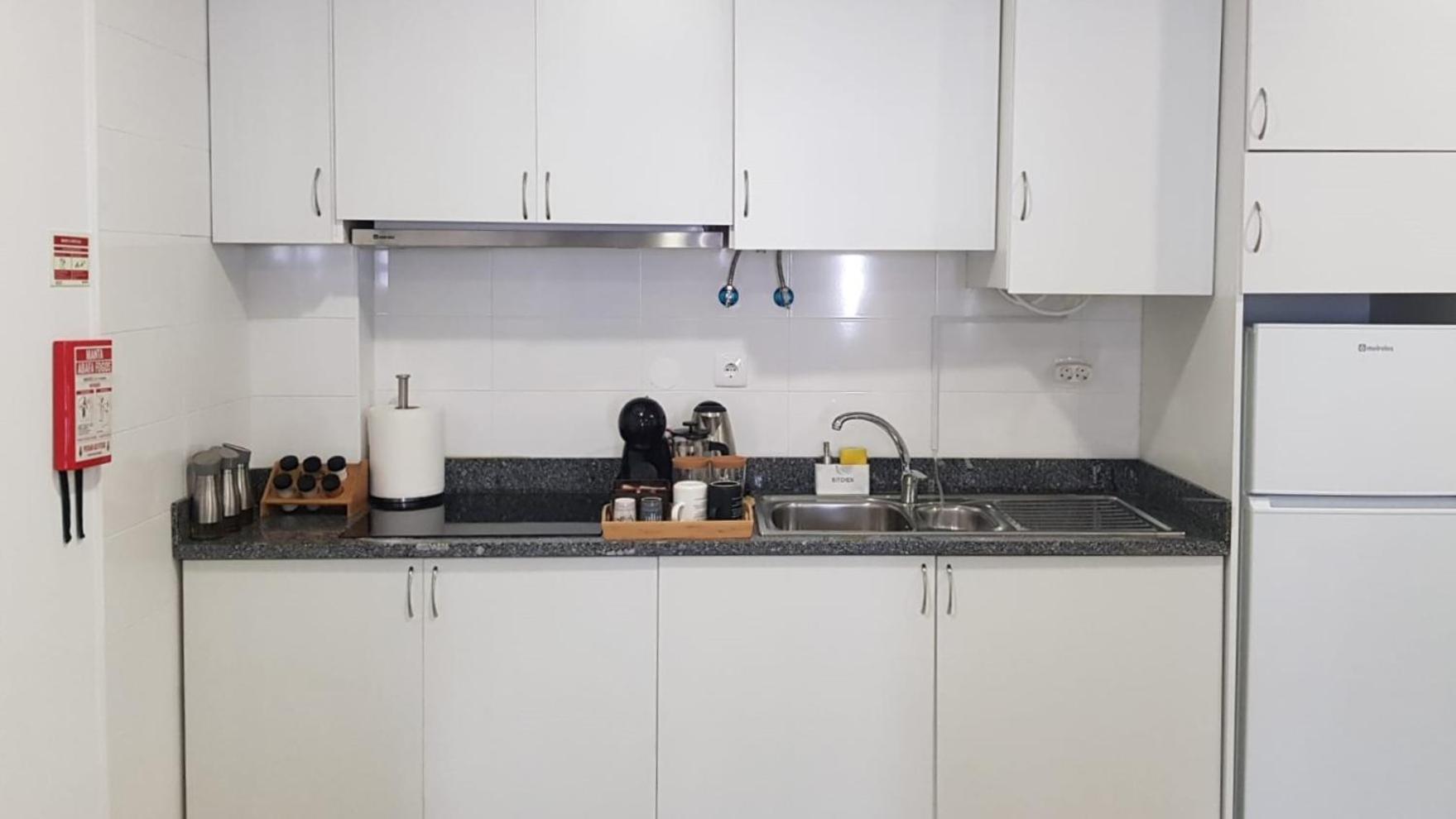 Appartamento Almada Downtown 402 OOporto Esterno foto