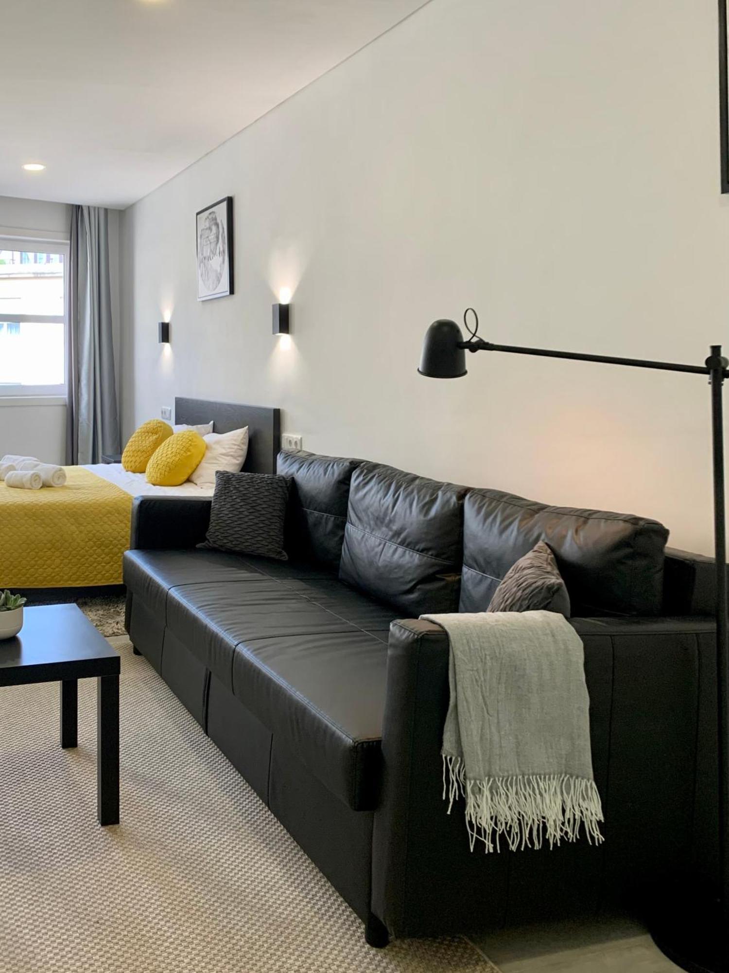 Appartamento Almada Downtown 402 OOporto Esterno foto